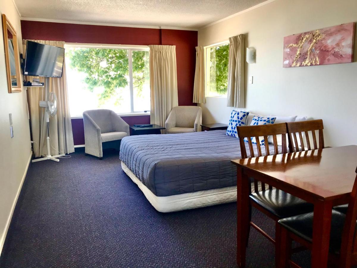 Tui Oaks Motel Taupo Dış mekan fotoğraf
