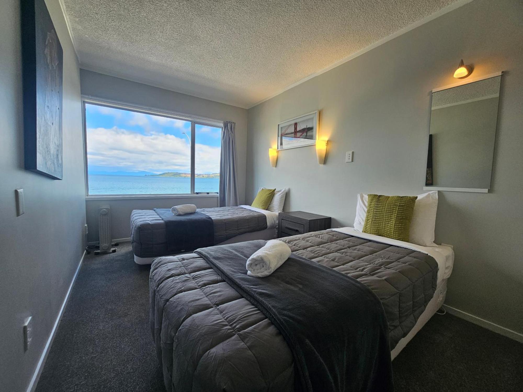 Tui Oaks Motel Taupo Dış mekan fotoğraf